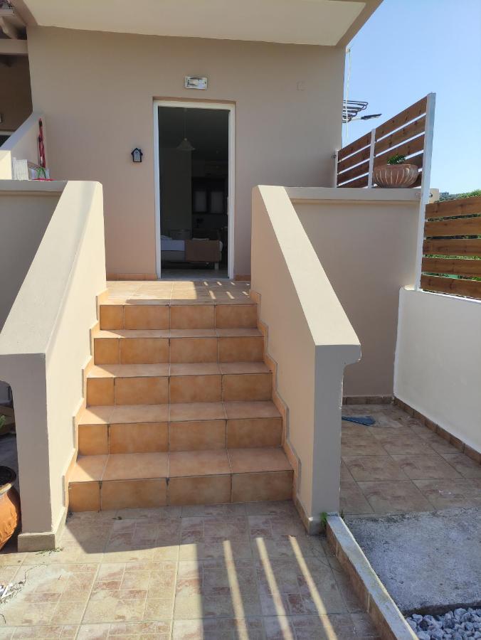 # 6 Giorgos & Chara Apartments Nea Kydonia Extérieur photo