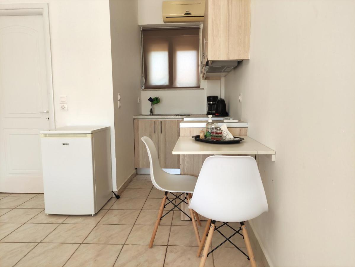 # 6 Giorgos & Chara Apartments Nea Kydonia Extérieur photo